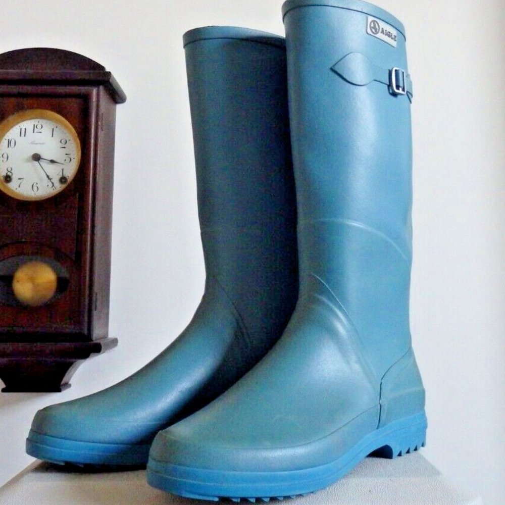Genuine Made in France Blue Agile rain boots Euro 41 US 9 Natural Rubber